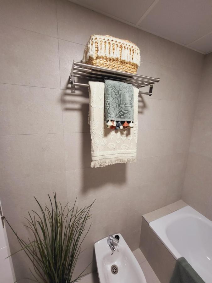 Апартаменти Alazan Jerez Ii-Parking Gratis-Wifi-Netflix Херес-де-ла-Фронтера Екстер'єр фото