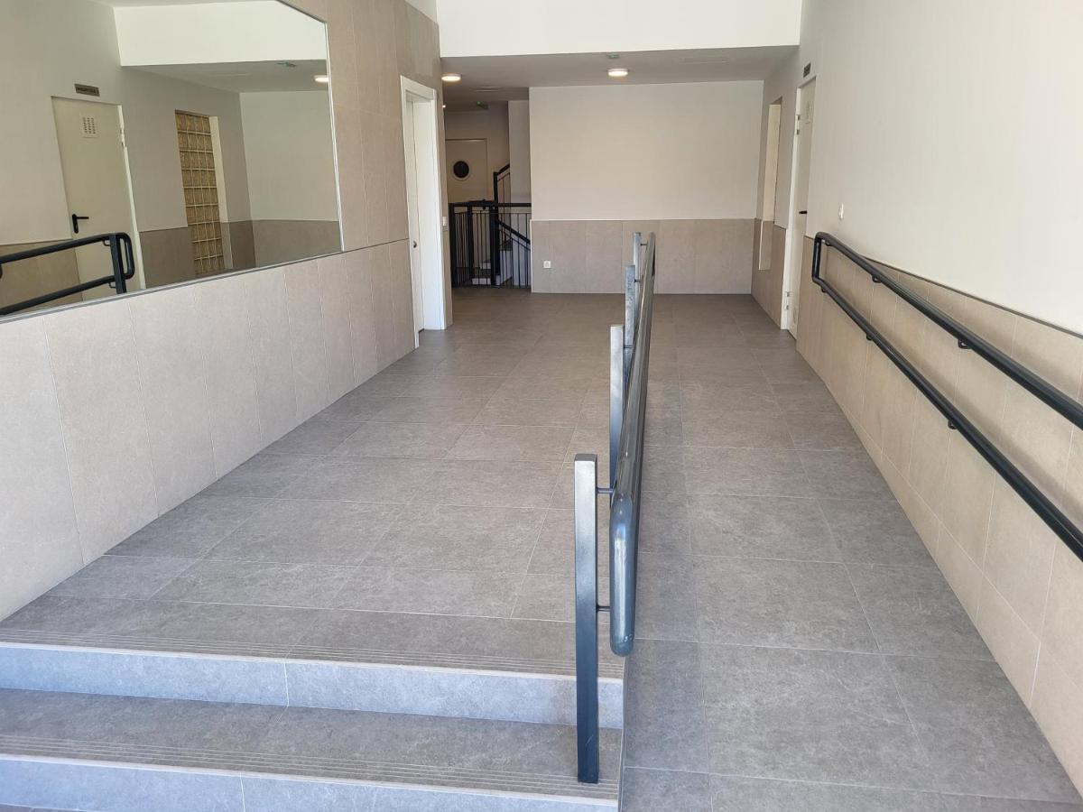 Апартаменти Alazan Jerez Ii-Parking Gratis-Wifi-Netflix Херес-де-ла-Фронтера Екстер'єр фото